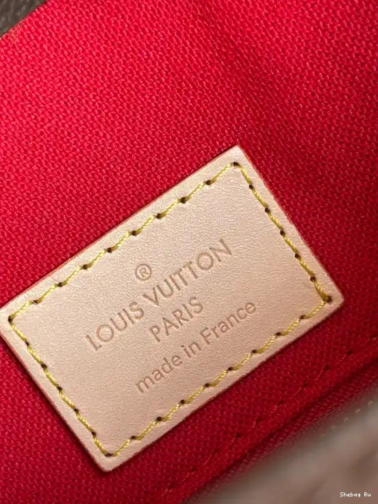 PLAT LOUIS PETIT SAC VUITTON 0613